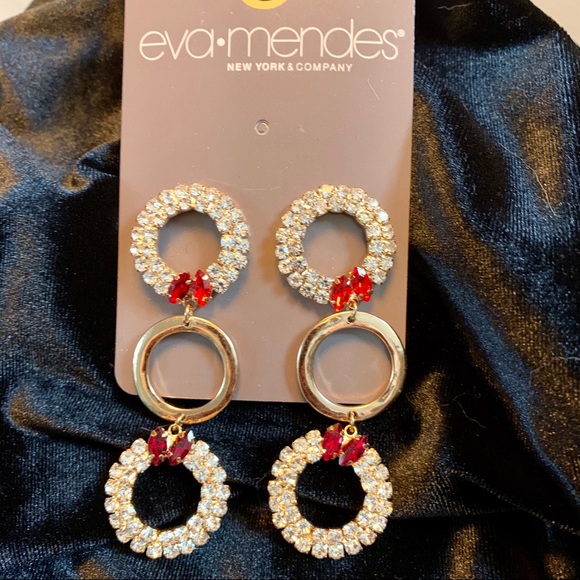 Eva Mendez Gold Dangle Wreath Earrings 3” NWT - Picture 3 of 8